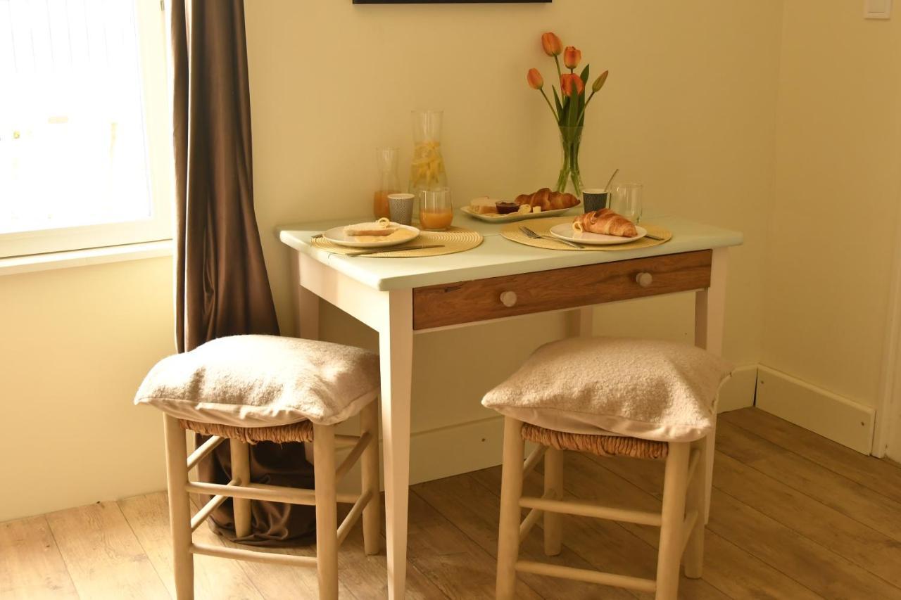 Bed and Breakfast For Me Formidable L'Isle-Jourdain  Екстер'єр фото